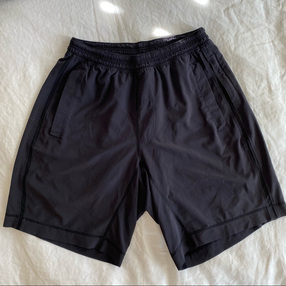 Lululemon Pace Breaker shorts